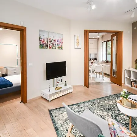 Will New Modern & Spacious Apt! * Sofia