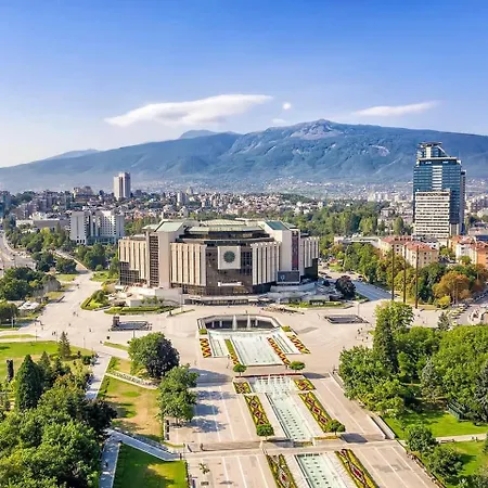 Apartment Will New Modern & Spacious Apt! Sofia